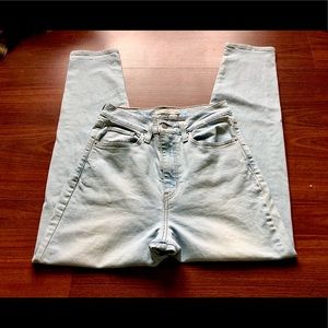 Levi’s High Waisted Taper